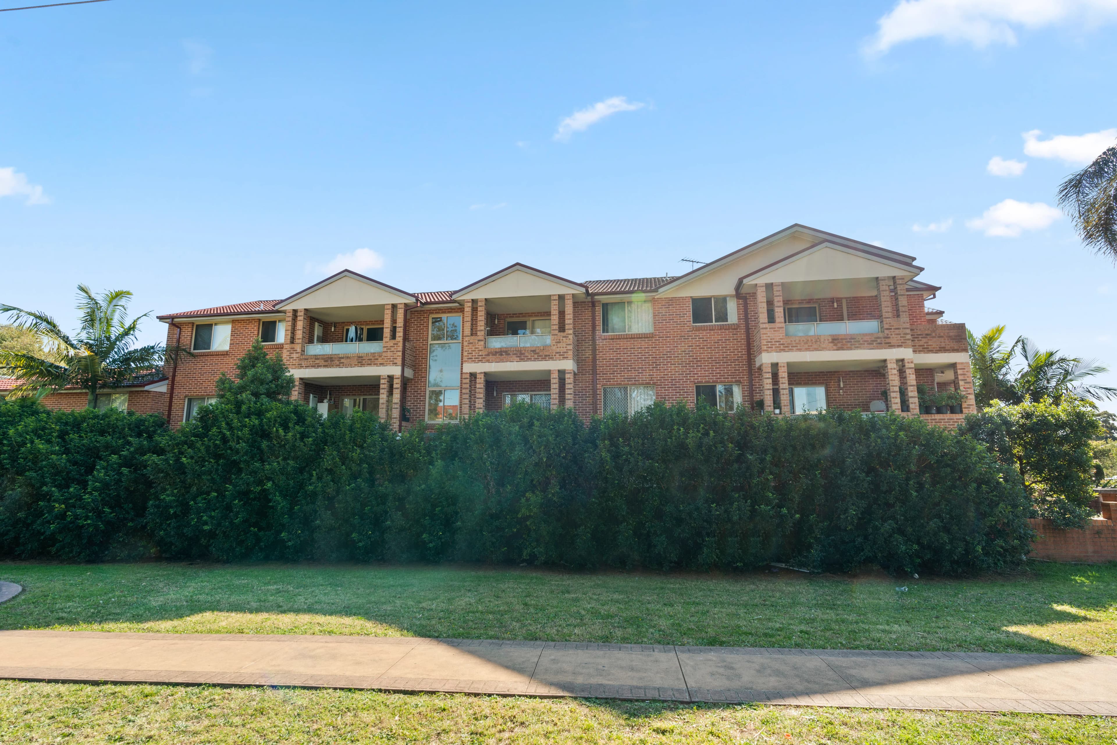 Marlowe Street Apartments & Townhouses